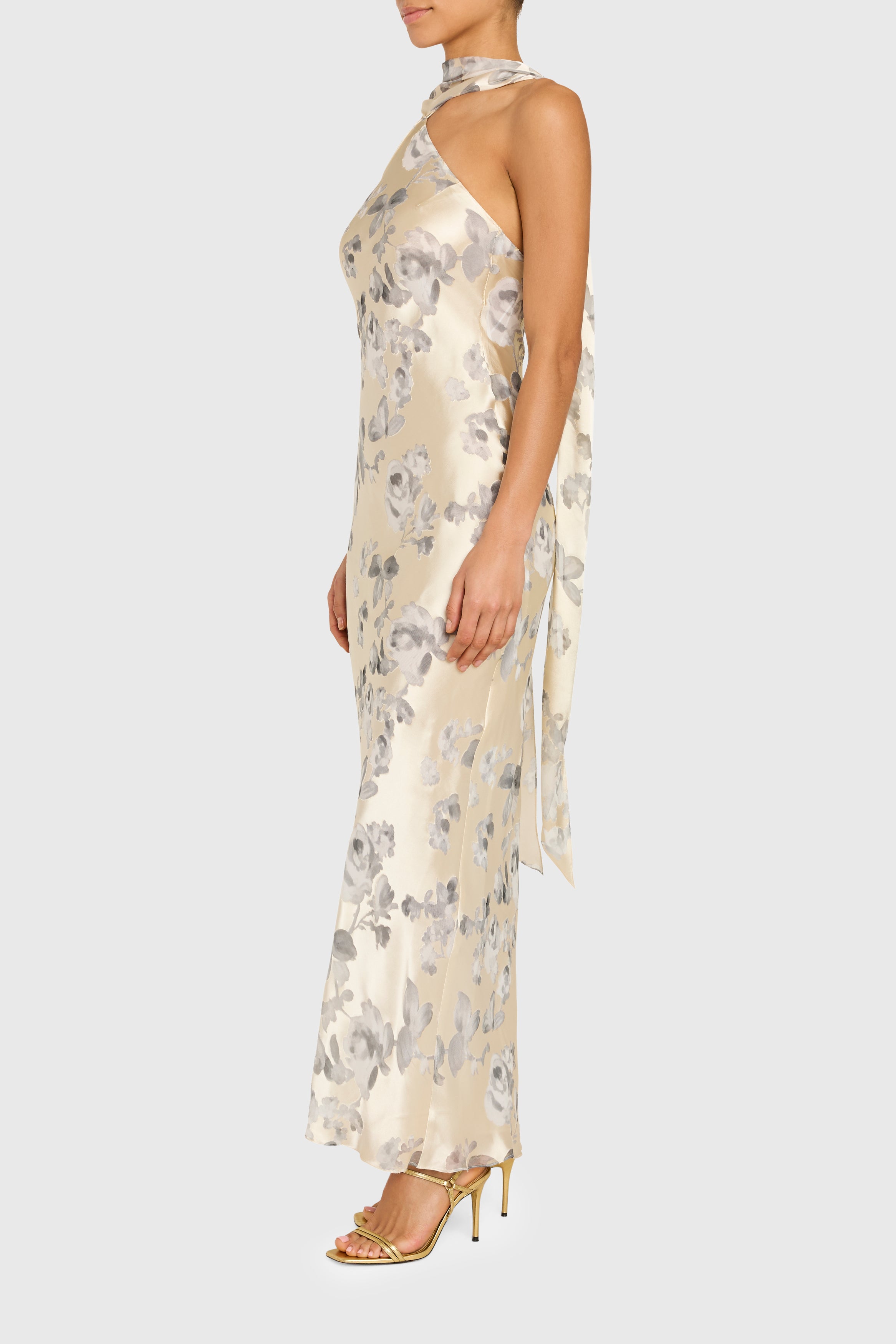 Ashton Maxi in Snow Petal