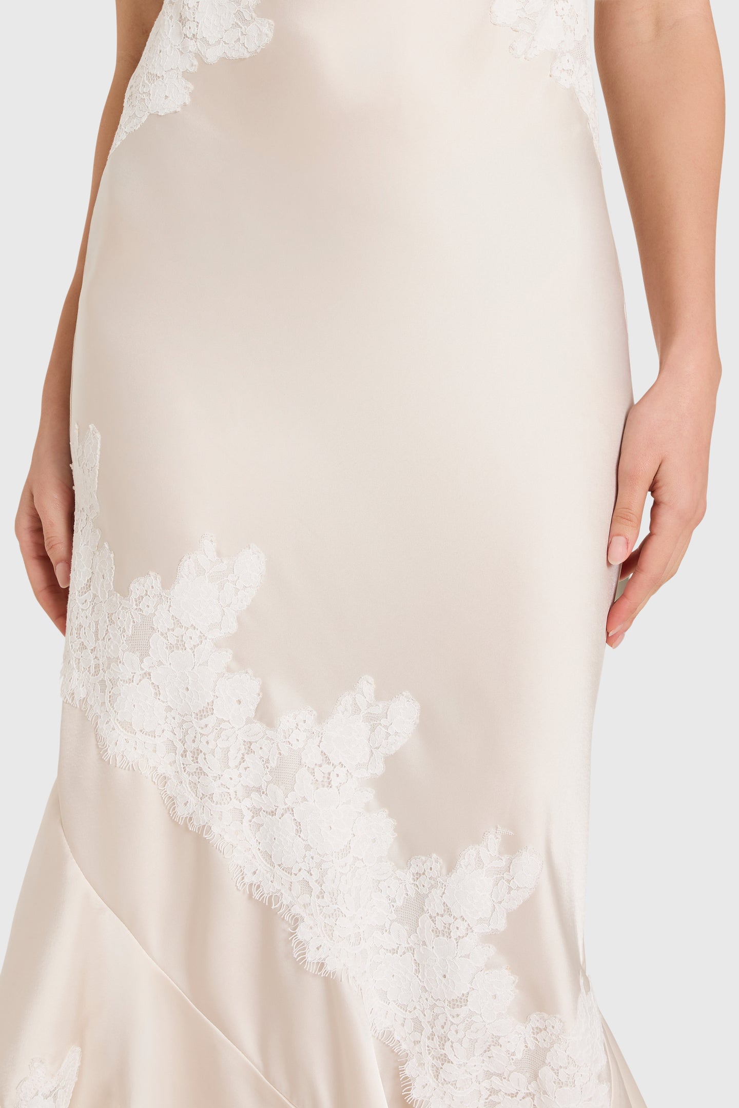 Kaysee Midi Dress View 4