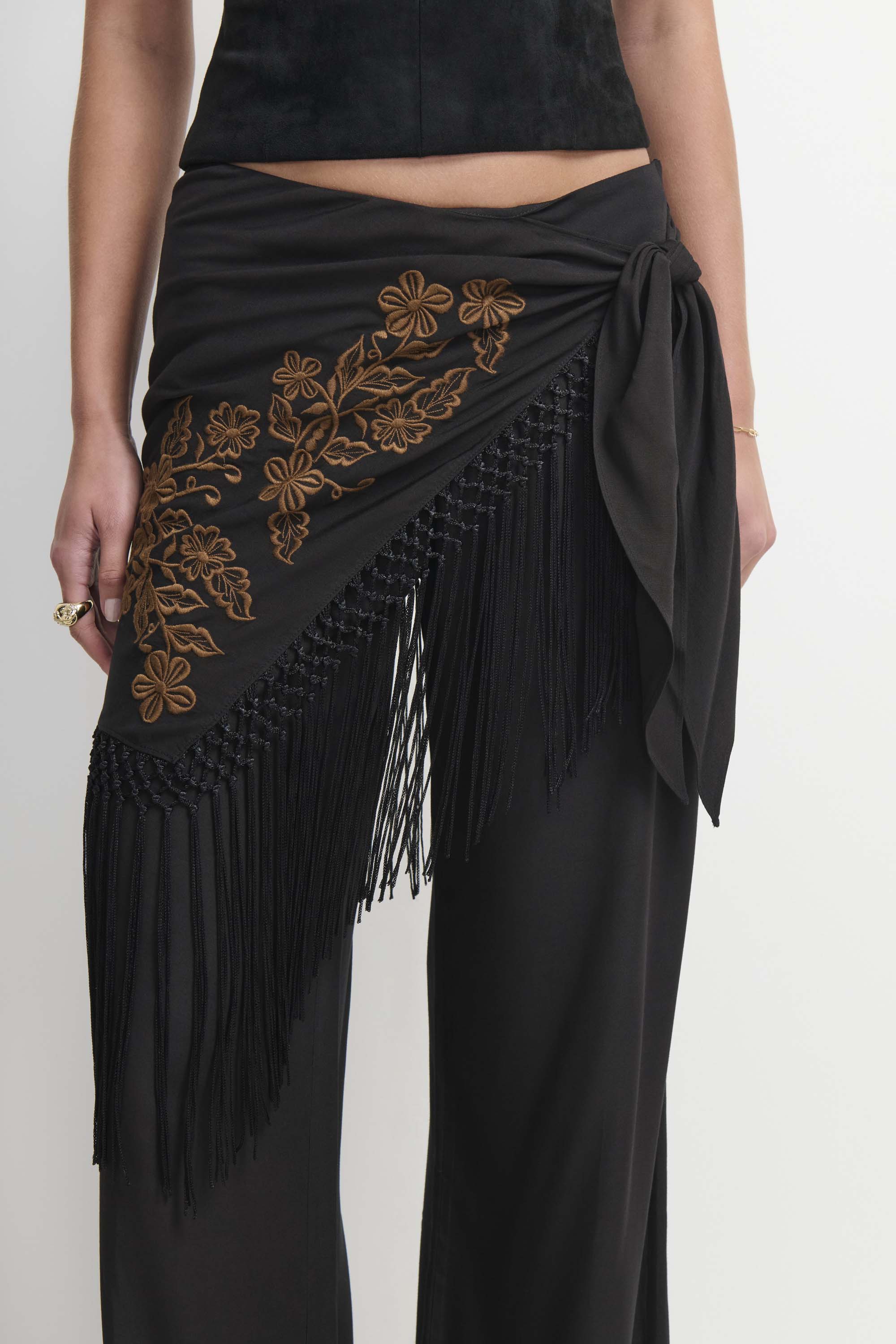 Calandra Pants view 3