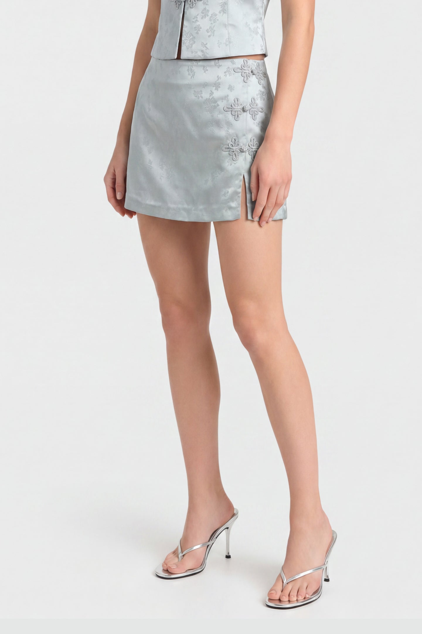 Lina Skort View 2