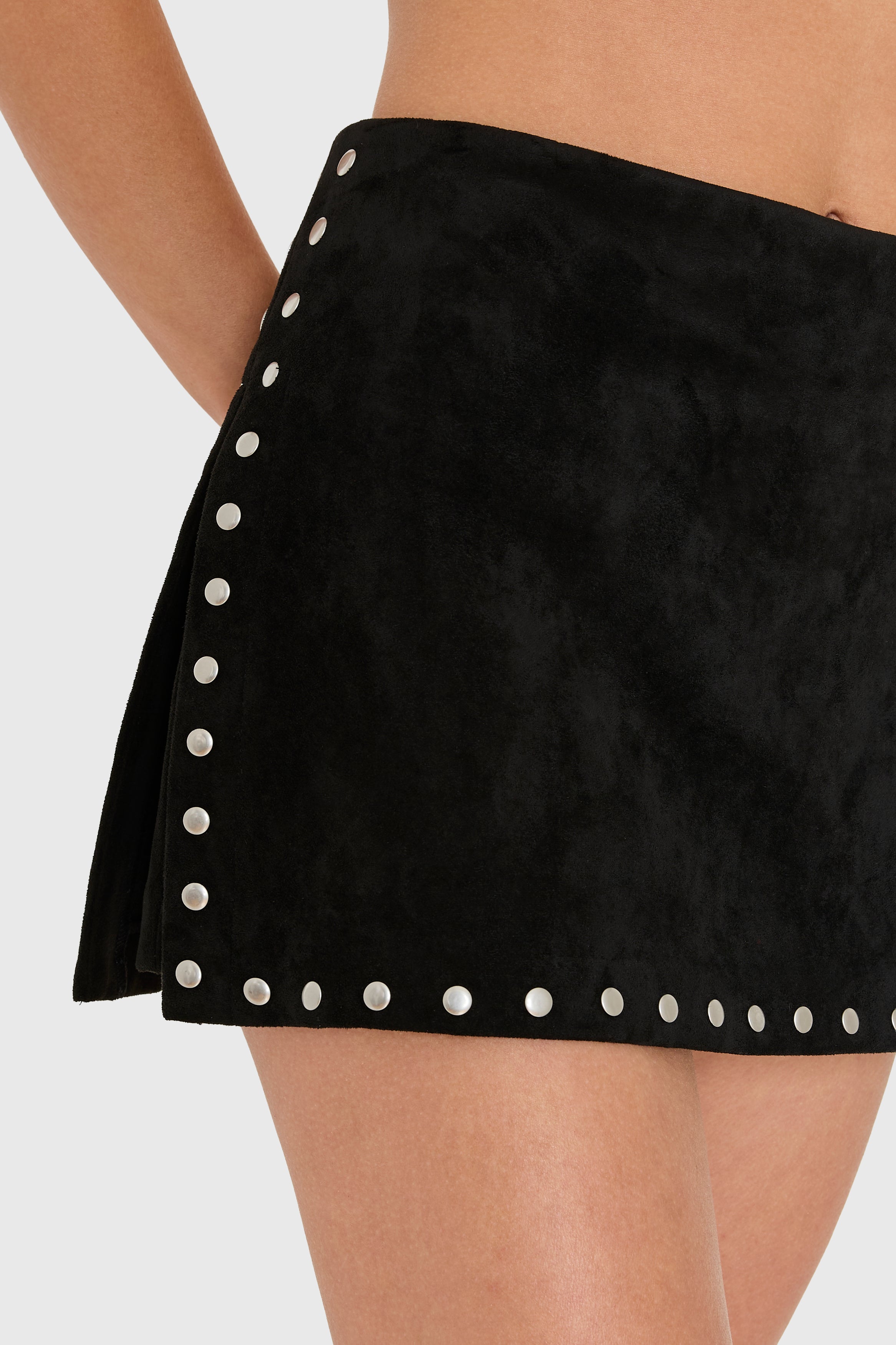 Nirvana Skort in Suede