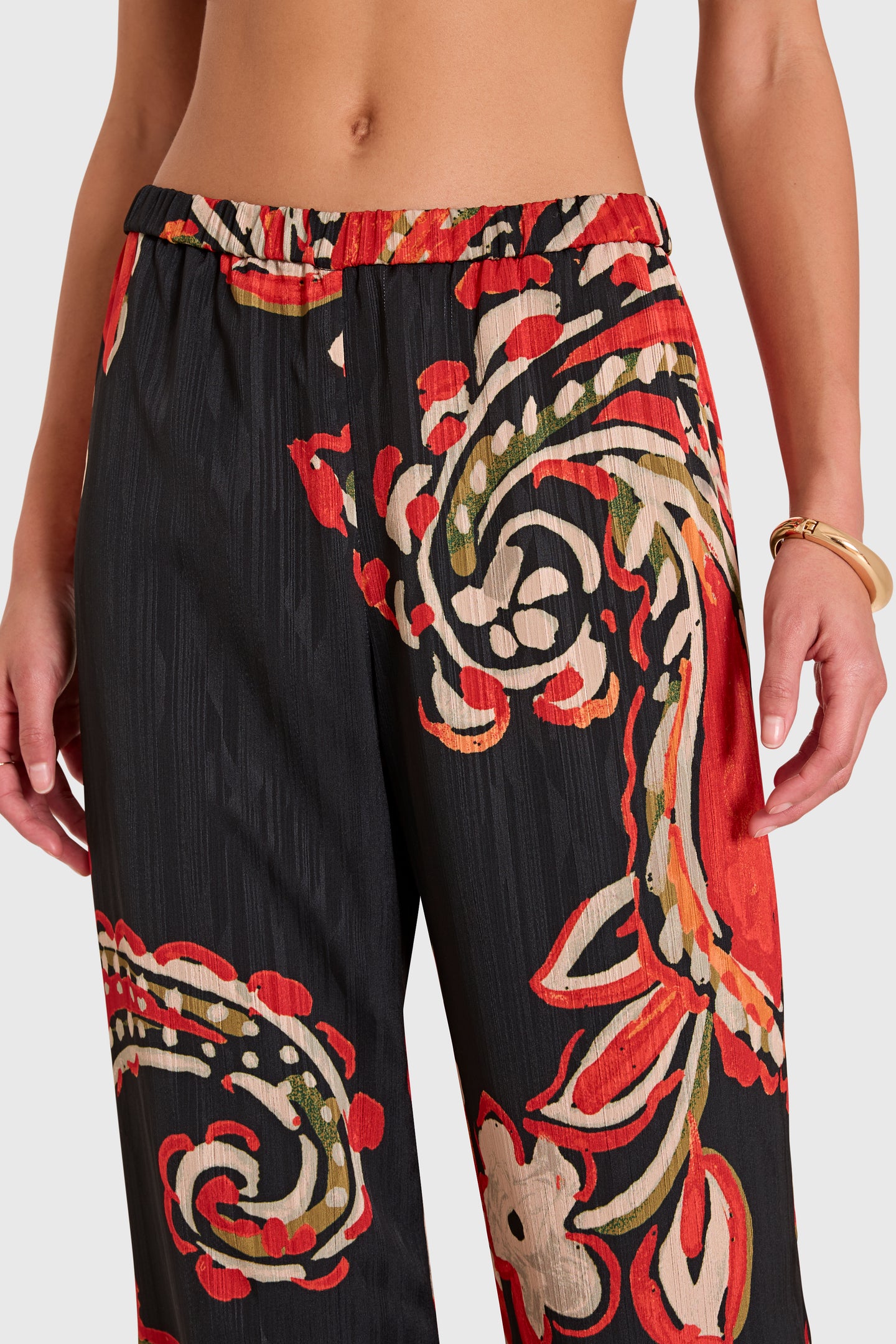 Amanda Uprichard Mariko Pants in Kiara - detail view