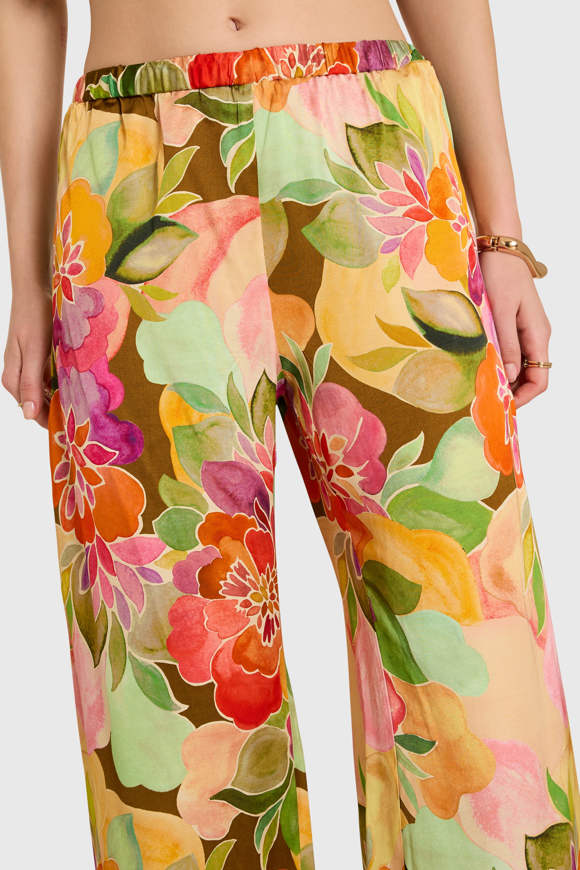 Mariko Pants in Dominica view 4